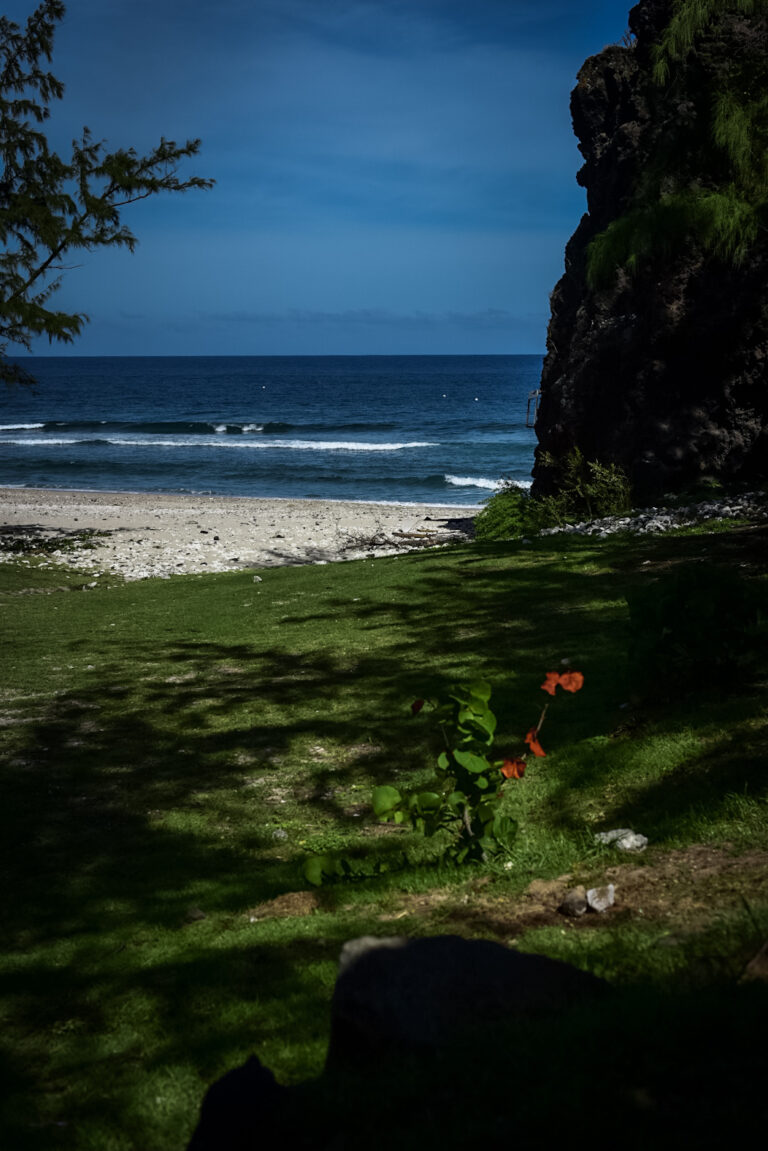 Plaża na zachodnim wybrzeżu Reunion